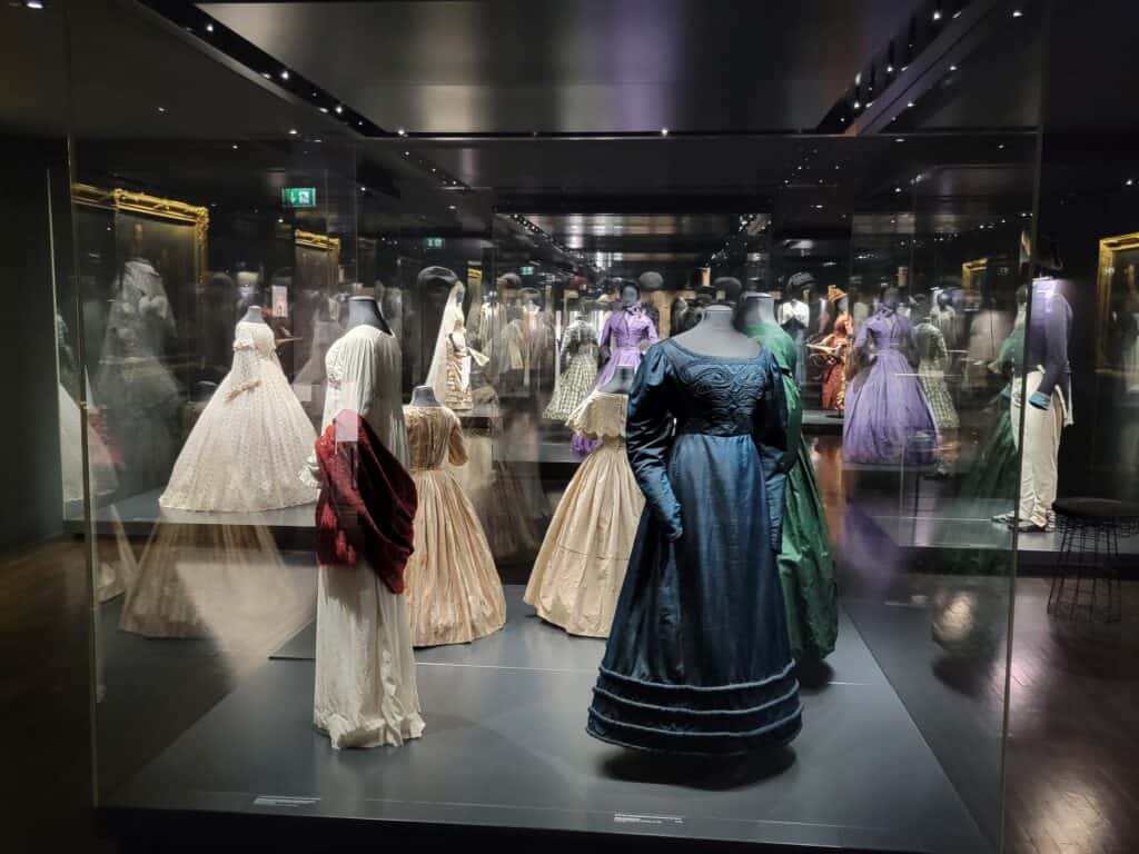 Antique dresses and uniforms Stadtmuseum Simeonstift Trier