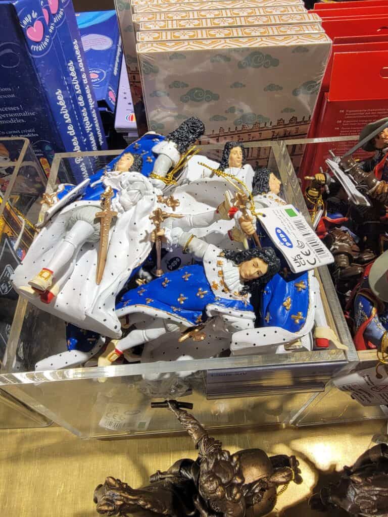 Louis XIV action figures in the Versailles gift shop