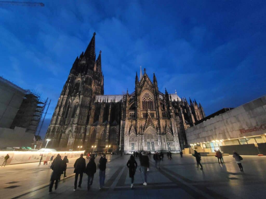 Cologne cathedral in the blue hour