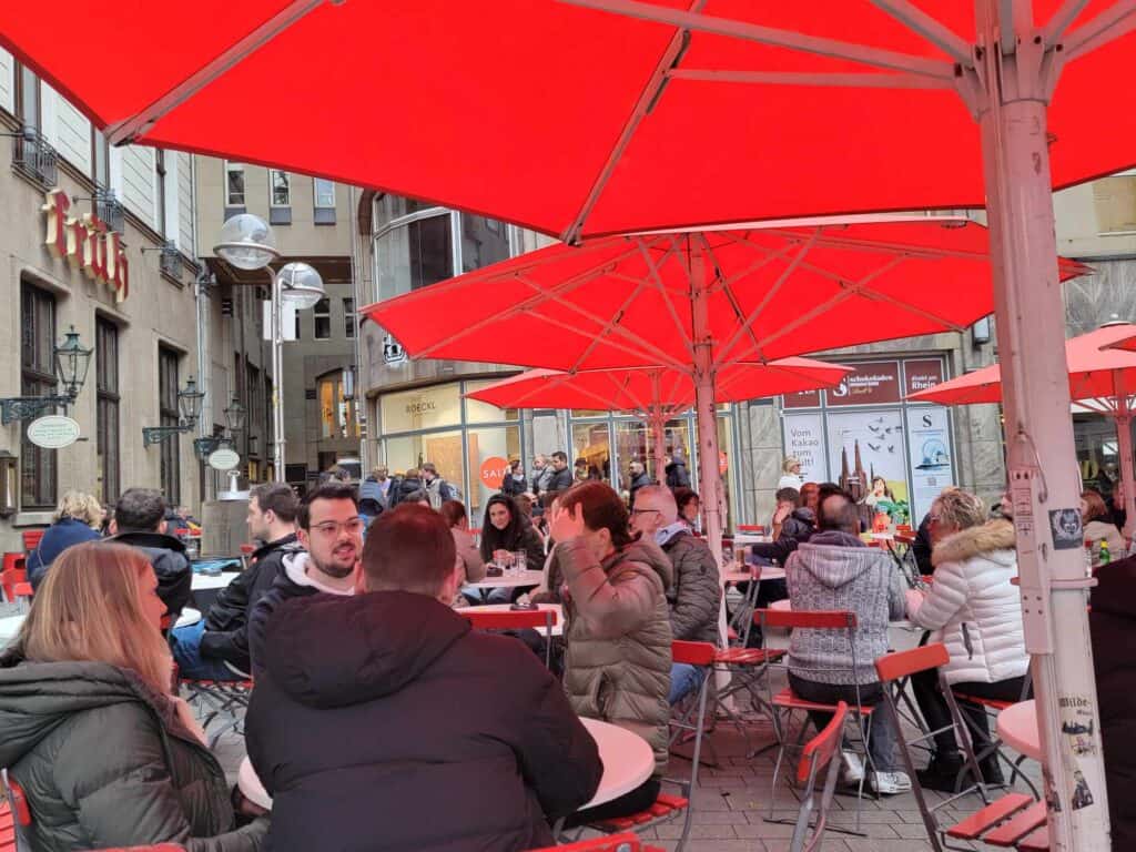 The outdoor seating area of Fruh brewery