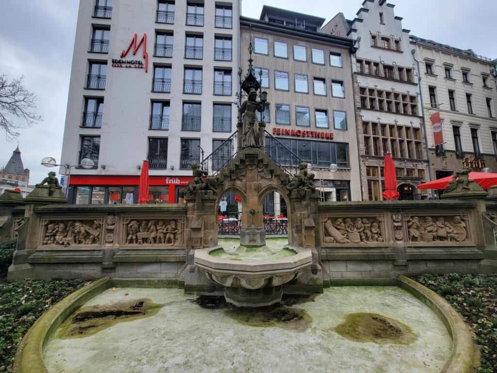 The Heinzelmannchenbrunnen in Cologne