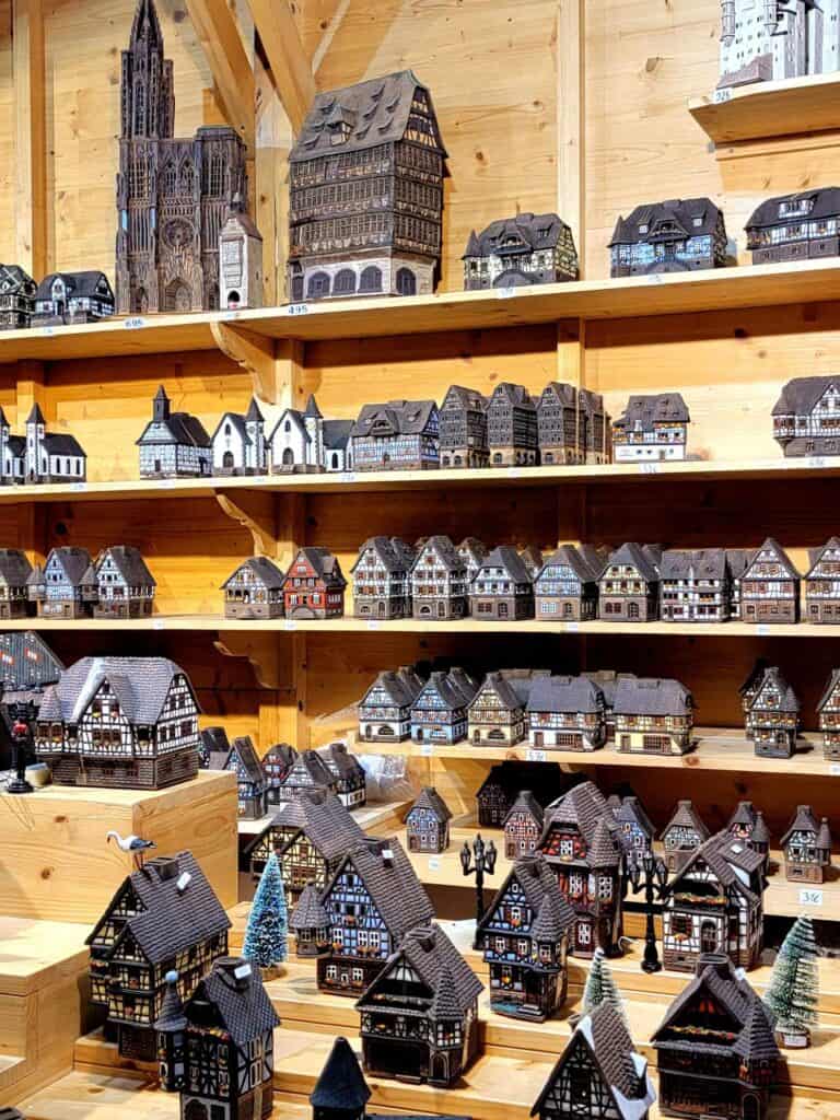 Ceramic models of Alsacian half timbered houses and the Strasbourg cathedral