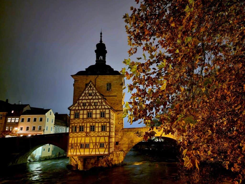 The Alte Rathaus building over the Regnitz river