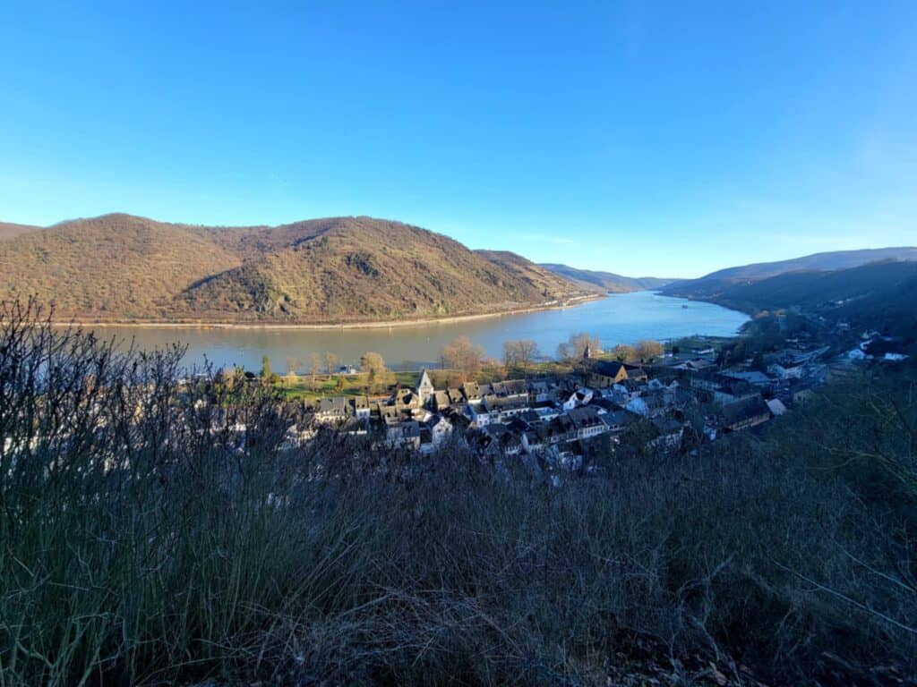 One Day in Bacharach: Best Guide to Germany's Hidden Gem on the Rhine 12 A view from above of the Rhein river as it bends at the city of Bacharach