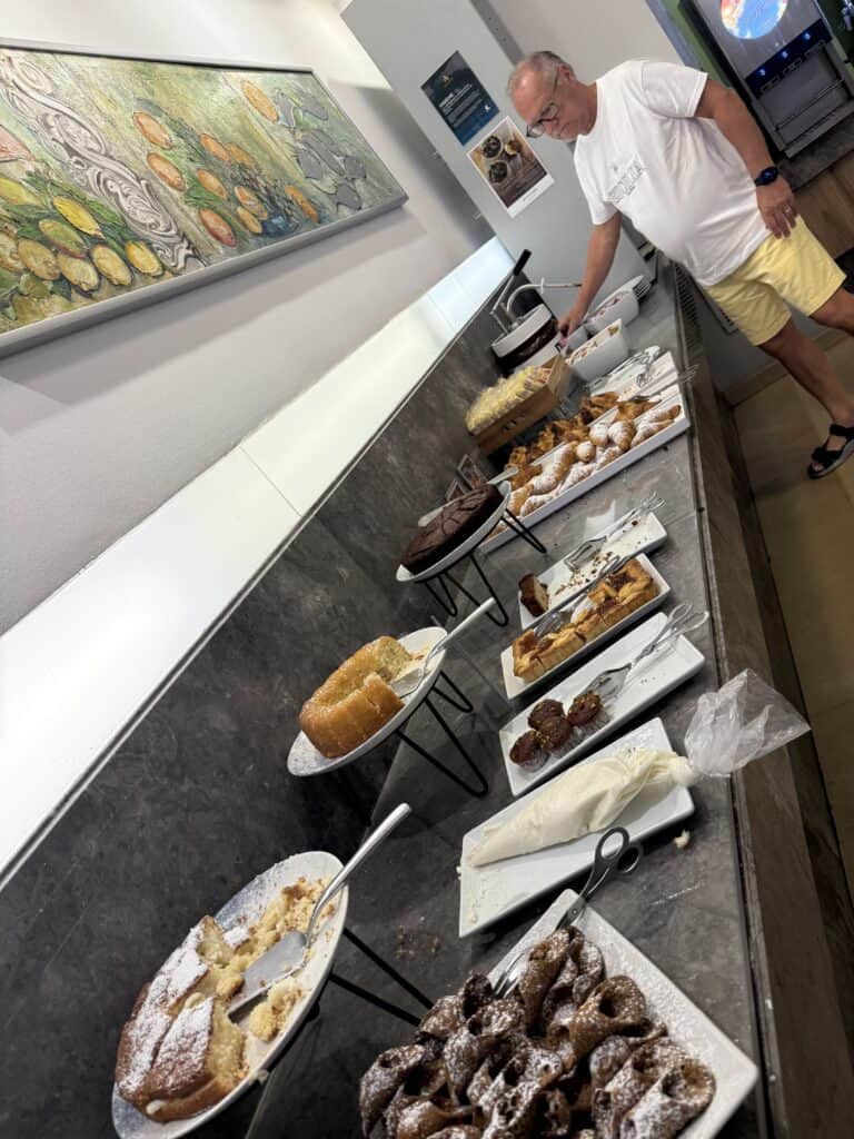 Breakfast at Palermo Mercure