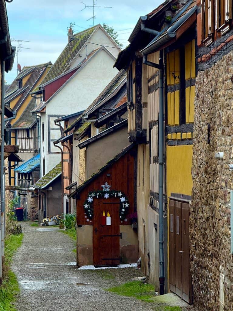 Eguisheim Christmas Market 2026: The Most Beautiful Village in Alsace Delivers 5 Medieval houses on a lane in Eguisheim