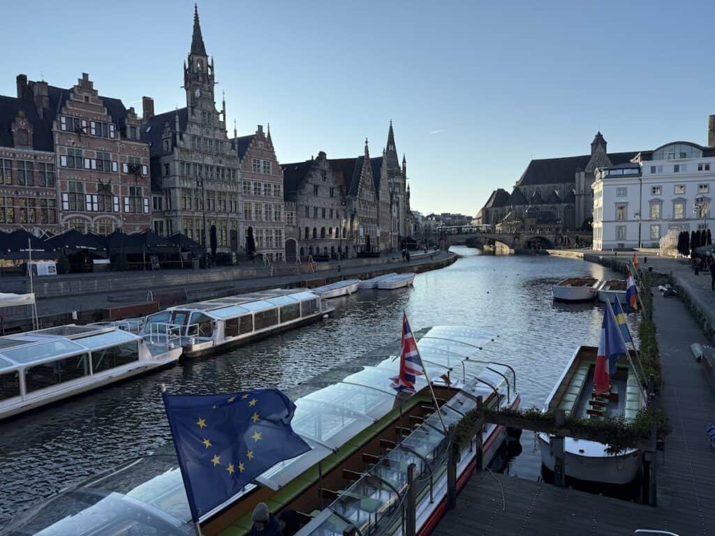 Ghent Christmas Market 2026: Belgium's Best Kept Secret 20 Canal boats at the Ghent Christmas market