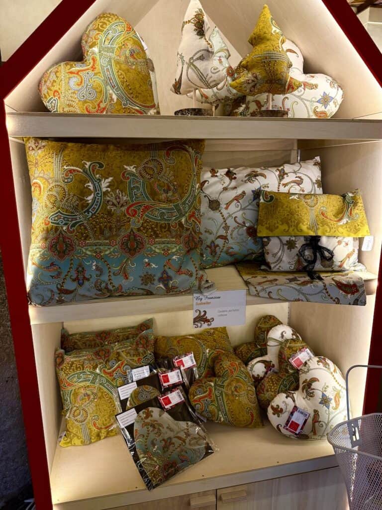 Mulhouse Christmas Market 2026: The Most Elegant Surprise in Alsace 9 Items made of the unique yearly fabric at the Mulhouse Christmas market