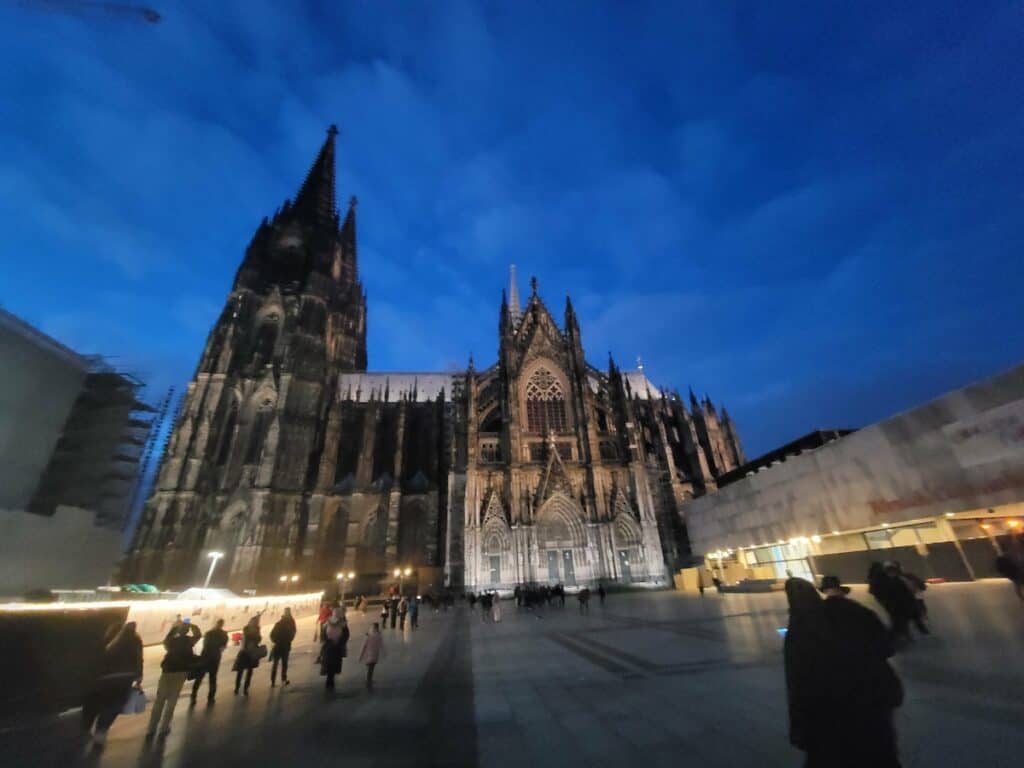 Where to Stay in Cologne: Best Picks for Every Traveler 5 The Cologne cathedral at night