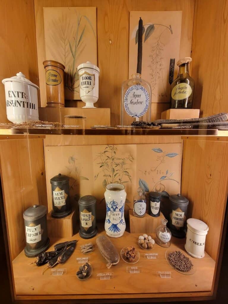 German Pharmacy Museum Heidelberg: Why You Shouldn't Skip It 3 Bottles and labeled jars in the German Pharmacy Museum