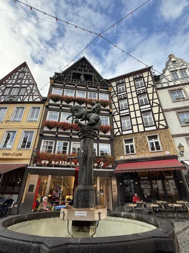 Cochem Castle: A Complete Guide to Visiting Reichsburg Cochem 8 St. Martin fountain in Cochem
