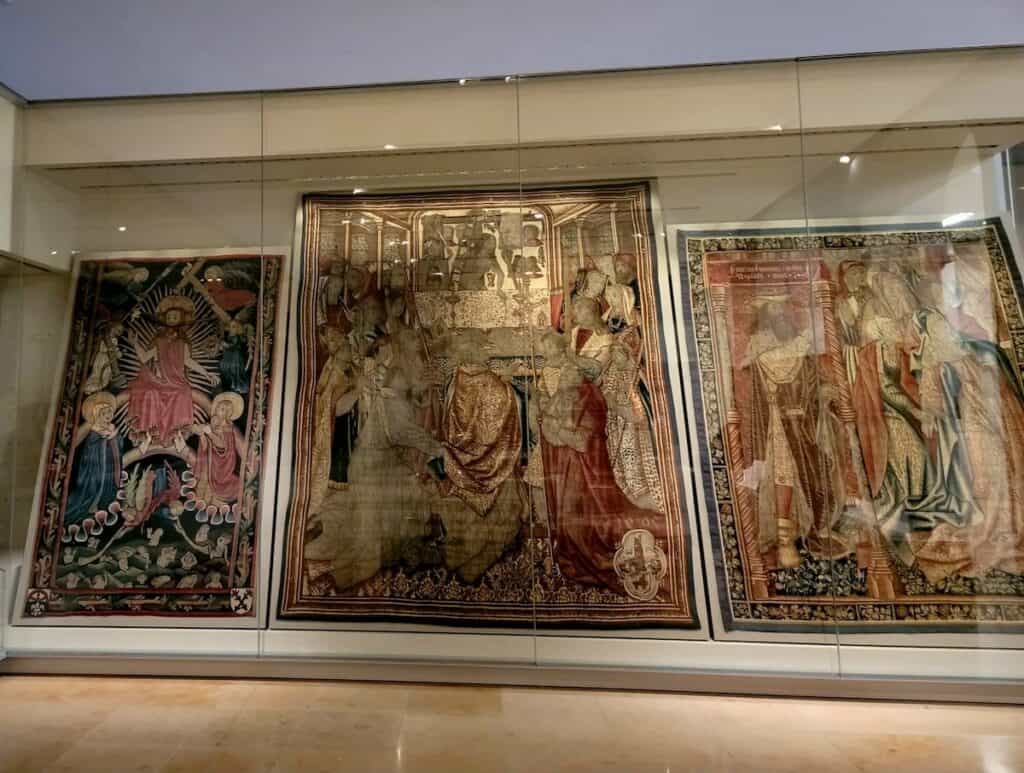 Best Time to Visit Nuremberg Germany: A Season-by-Season Guide (2026) 8 Nuremberg tapestries