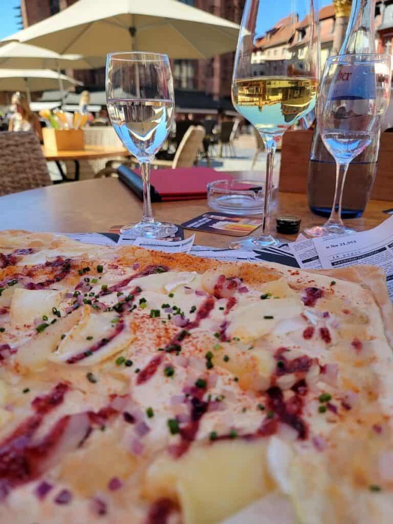 One Day in Heidelberg: A Foolproof Itinerary 8 Lunch in Heidelberg's market square