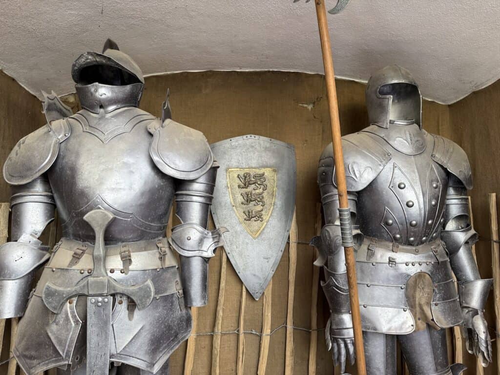 Burg Trifels: Is it Worth the Climb? 12 Two suits of armor at Burg Trifels