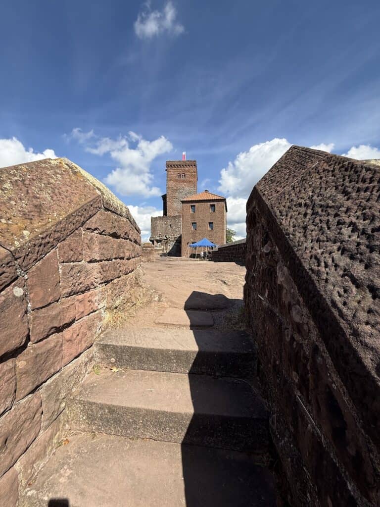 Burg Trifels: Is it Worth the Climb? 15 Steps to the observation deck at Burg Trifels